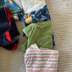 ユニクロ、GU お洋服などの画像