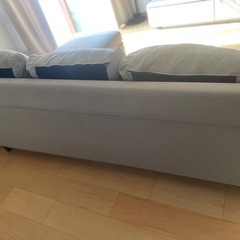 無料で譲ります！！カウチソファの画像