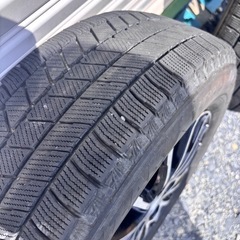 ブリヂストン　スタッドレス　4本の画像