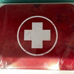 ☆新品未使用☆デッドバイデイライト　救急箱　救急キット　ボックスの画像