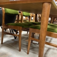 取りに来れる方限定カリモク60＋のダイニング５点セットです！の画像