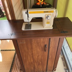 レトロなbrotherミシンの画像