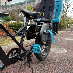 3人　4人乗り自転車の画像