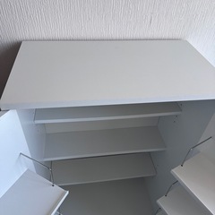 本棚 ホワイトの画像