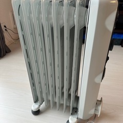 デロンギ　オイルヒーター HJ0812の画像