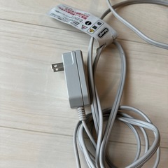 デロンギ　オイルヒーター HJ0812の画像