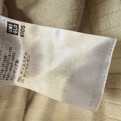 ユニクロ タートルネック　120の画像