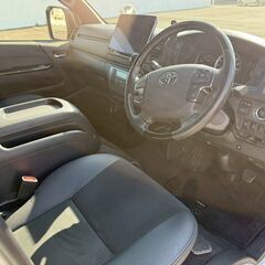 トヨタ　ハイエースバン　スーパーGLダークプライムⅡ標準ボディ　車検R8.2月まで　アルパインナビ　ETC　スタッドレスタイヤ付き　LED　ハンドルロック付きの画像