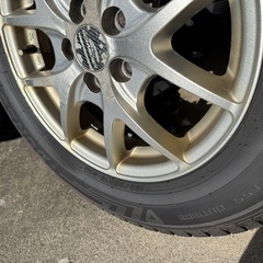 冬タイヤDUNLOP195/65R15の画像