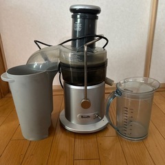 Breville  ジューサーの画像