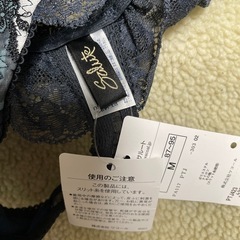 ワコール　サルート　Ｍサイズ　タグ付きの画像