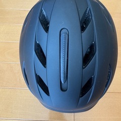 スキー用ヘルメット、サイズ: L、カラー: ブラックの画像