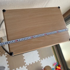 キャスター付きスチールラックの画像