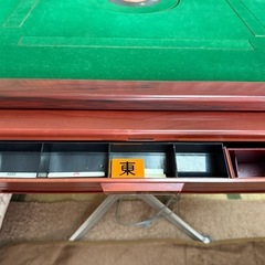 全自動麻雀卓の画像
