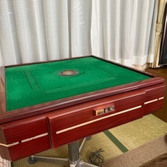 全自動麻雀卓の画像
