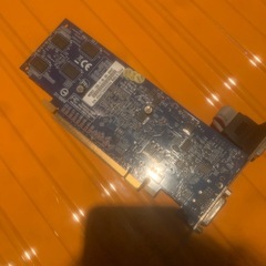 グラフィックボード　9500GTの画像