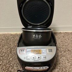 象印　マイコン炊飯ジャー　極め炊き　NL-BU05の画像