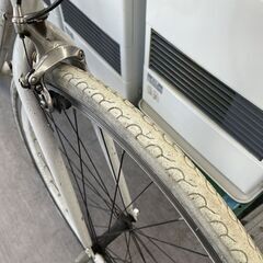 ６段変速 クロスバイク ホワイト スタンド付き 白 自転車 700×28C 通勤 通学 札幌市手稲区の画像