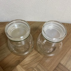 ガラスキャニスター　２個セットの画像