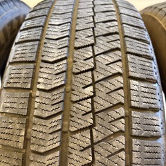 2022年製　VRX2  215/65/16  スタッドレス　の画像