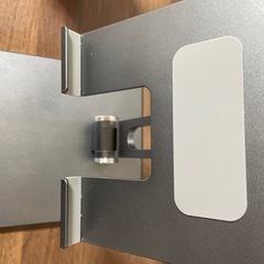 アルミニウム製調整可能スタンドの画像