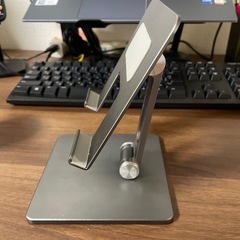 アルミニウム製調整可能スタンドの画像