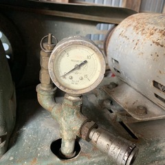 AIRコンプレッサー年代物！の画像