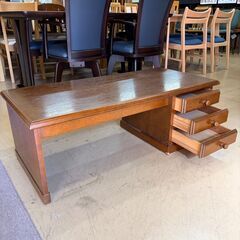 【中古品】取りに来れる方限定。使用感あり、キズ有り、濃い茶色、レア商品の画像