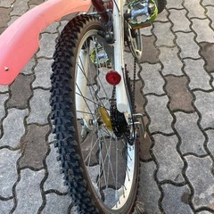 自転車マウンテンバイクの画像