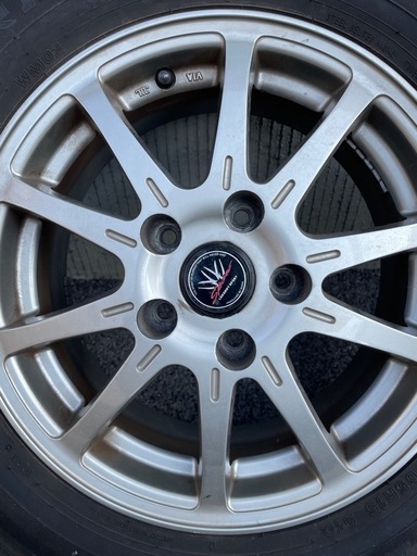 195/65  R15   DUNLOP WINTERMAXX スタッドレス　プリウス、ノアなどに