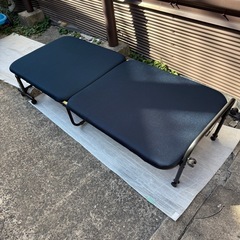 折り畳みベットの画像