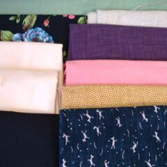 １つ　１００円　可愛い　布生地　サイズいろいろ　ハンドメイド　手芸の画像