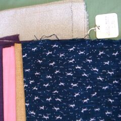 １つ　１００円　可愛い　布生地　サイズいろいろ　ハンドメイド　手芸の画像