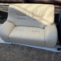 2人掛け　ソファー　ロータイプ　ハイバック　アイボリーの画像