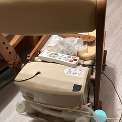 シャワー付家具調簡易便器、非常時にも❗️の画像