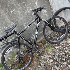 GIANT XTC840軽整備済みスパイクタイヤ装着高 身長向けの画像