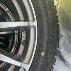 205/55r16 91Qプリウス30、５０用ダンロップほぼ新品スタッドレスタイヤとホイール4本の画像