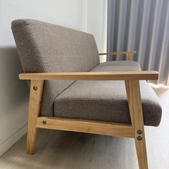 北欧風 3人掛け 木枠ソファの画像