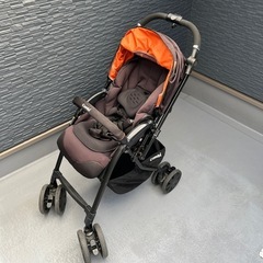 combi スゴカルα 4キャス　タンジェリンブラックの画像