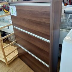 ★リユースのサカイつくば店★TK7308 ベルーナ シューズラック ブラウン H119×D17×W90 クリーニング済みの画像