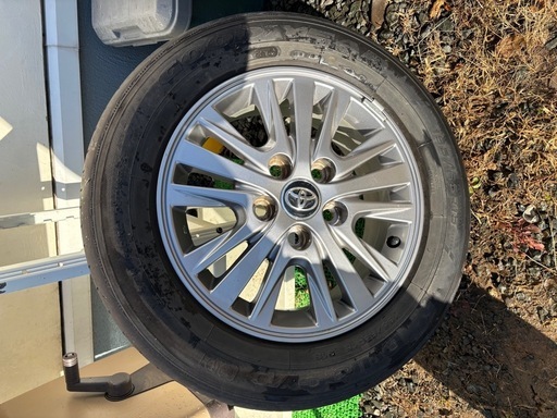 トヨタ純正15インチホイール（程度極上）