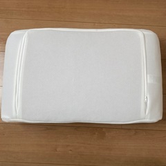 無印良品寝返りを受け止める枕
の画像