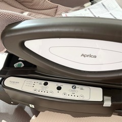 aprica ユラリズムオート　電動ハイローチェアの画像