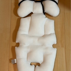 メラビー　ベビーカークッションの画像