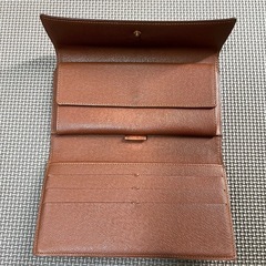 LOUIS VUITTON長財布の画像