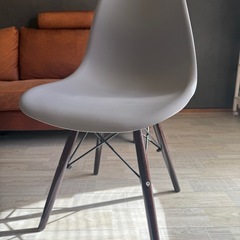 椅子 グレー 一脚の画像