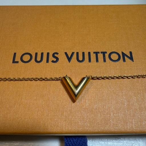Louis Vuitton V字型ネックレス M61083