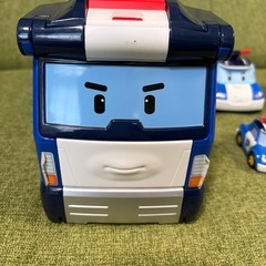 ロボット おもちゃ セット トラック ロボカーポリーの画像