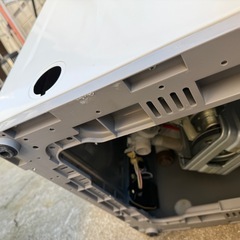 【ジャンク品】2019年製　マクスゼン　7K 洗濯機　ホースが付け根から無いの画像