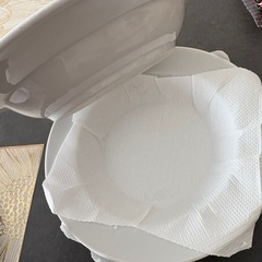 パスタ皿と大皿の画像